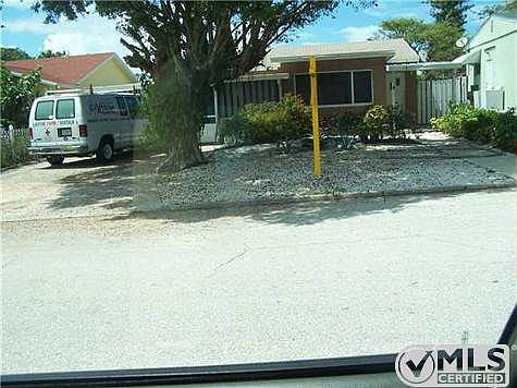 2nd image of 1716 19th Ave N