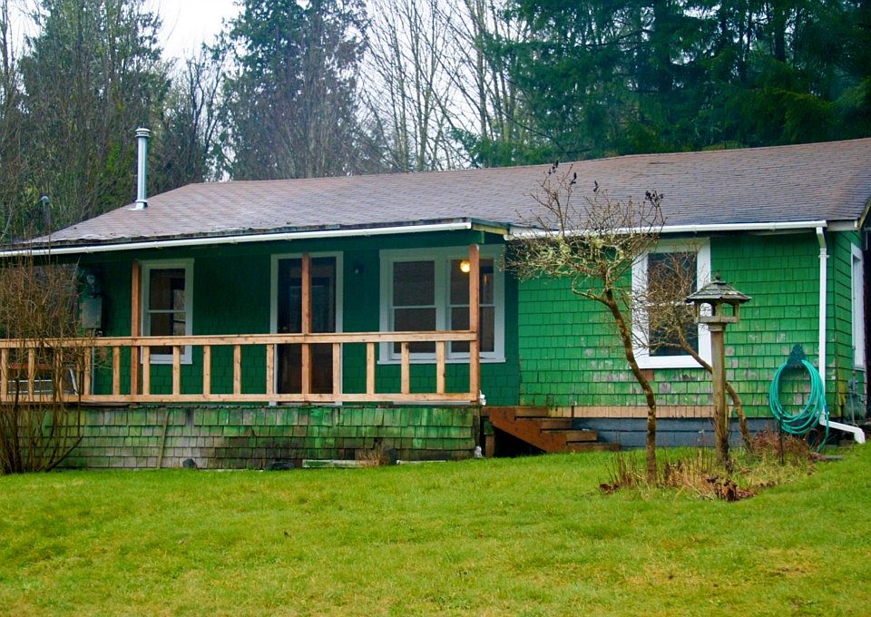 1st image of 4010 Ray Nash Dr NW