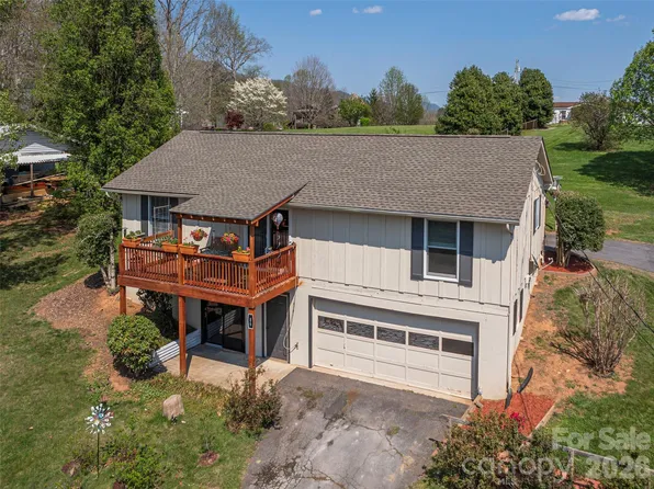 86 Hideaway Ln, Waynesville, NC 28785