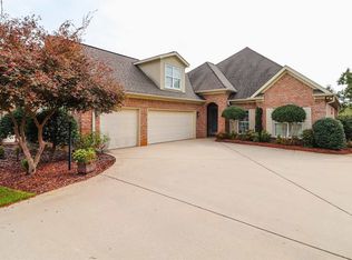 302 Blossom Ln, Centerville, GA 31028