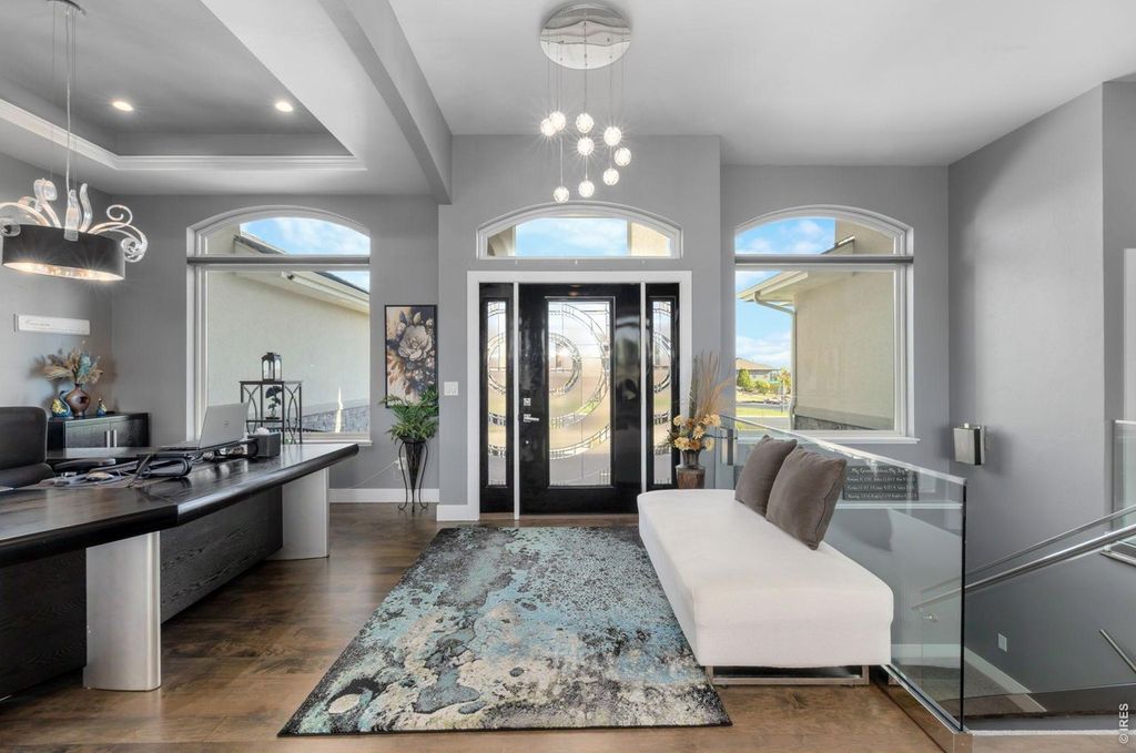 303 Duesenberg Ln