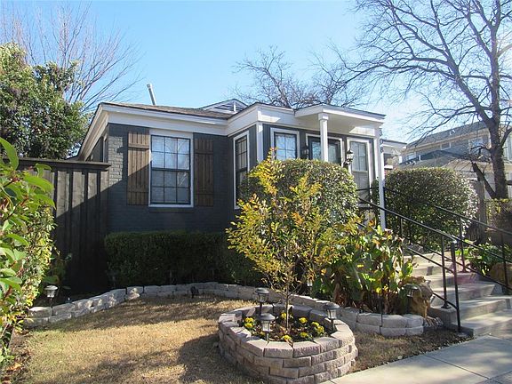 2nd image of 308 N Oak Cliff Blvd