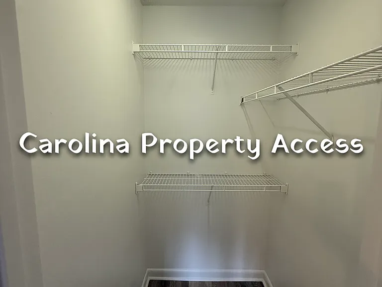 1401 Collegiate Cir #202 — Photo 9