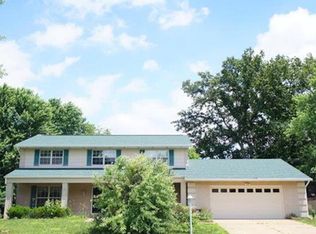 1006 N Smiley St, O'Fallon, IL