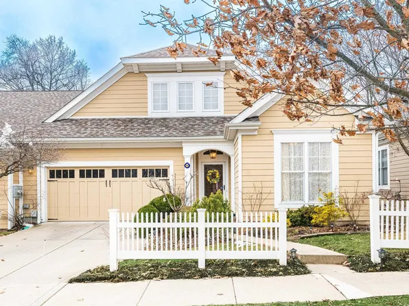 2016 S Ramsey Dr, Bloomington, IN 47401