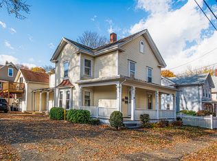 30 Grant Ave, Northampton, MA 01060