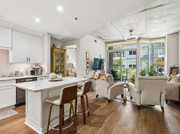 600 12th Ave S APT 513, Nashville, TN 37203