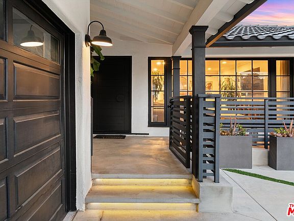 4th image of 4860 Presidio Dr