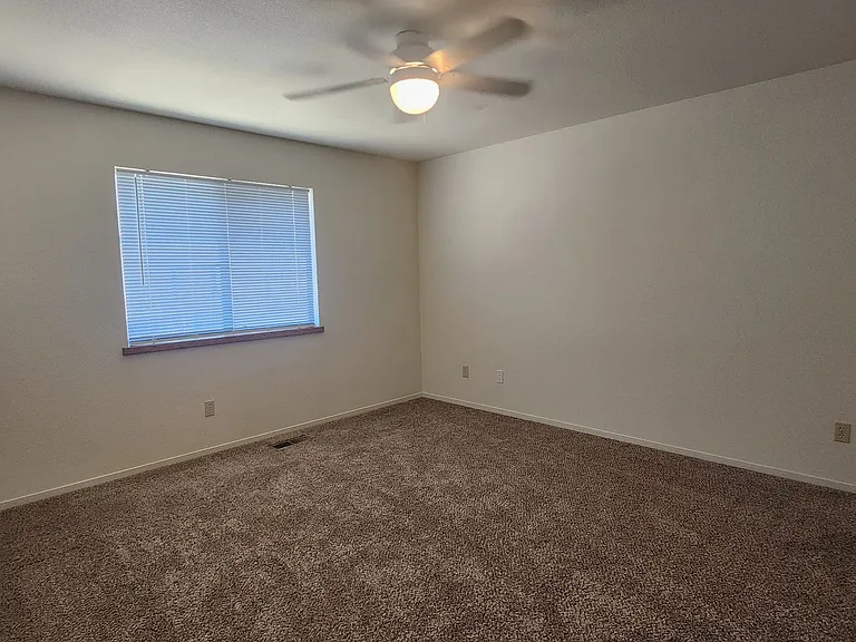 1007 Shadow Ln — Photo 22