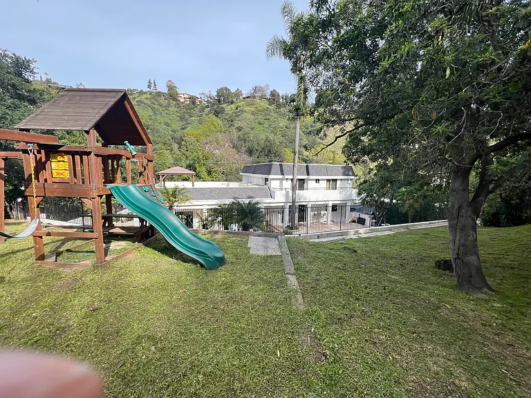 7612 Willow Glen Rd — Photo 11