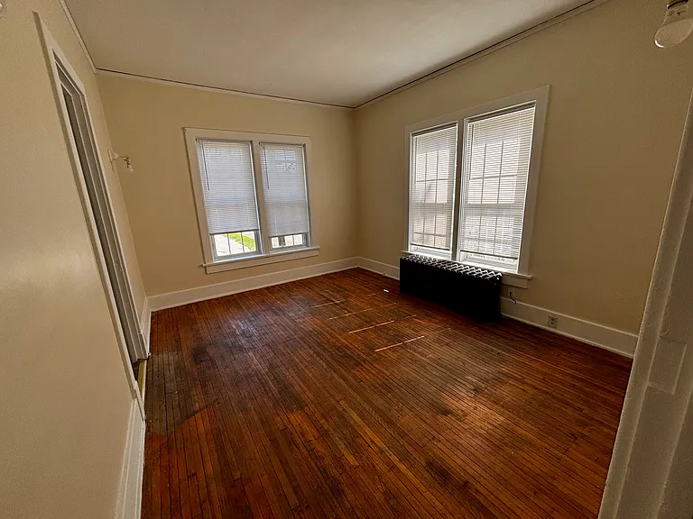 669 Farrington St #669 — Photo 5