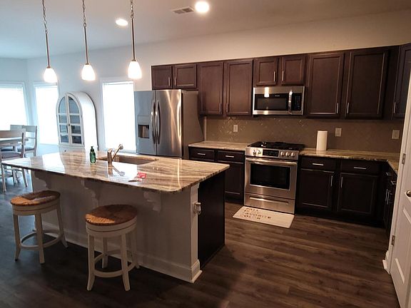 2nd image of 4633 Marshwood Dr