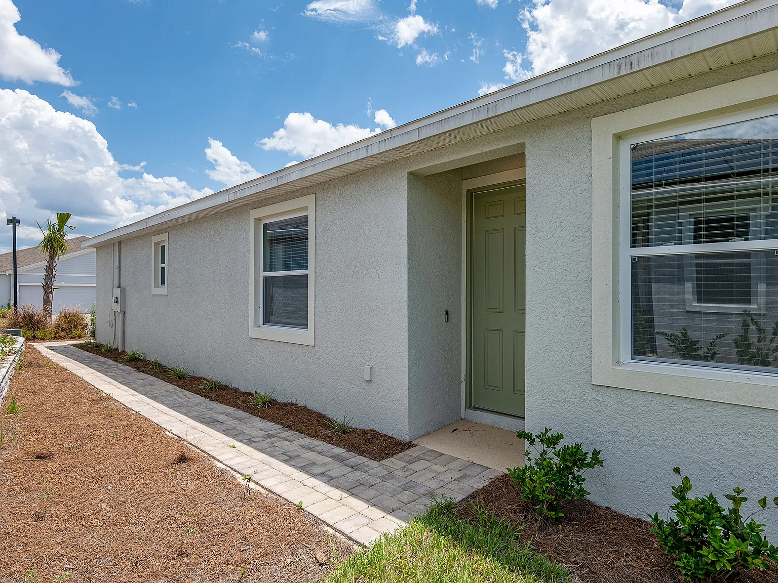 2 bed, 1565 sqft, $2,300 — Photo 4