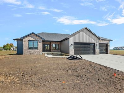 404 Sundown Ln, Chatham, IL, 62629