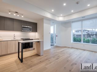 15 Maryport Ave #104, Toronto, ON M3M 0E2