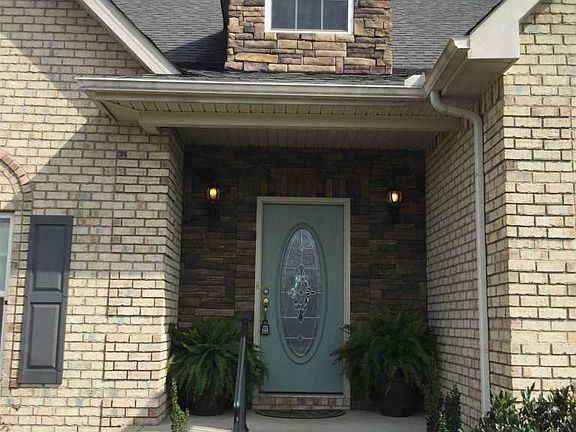 2nd image of 116 Oak Knoll Ct