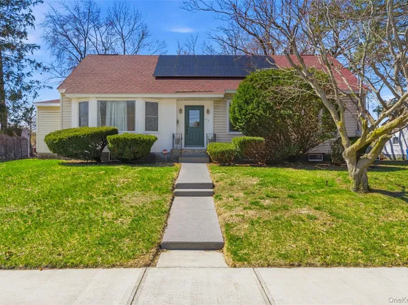 150 Melrose Avenue, Colonie, NY 12203
