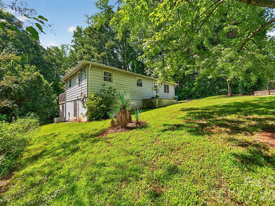 1st image of 314 22nd Street Ct SE