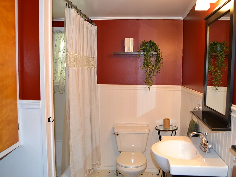 870 Pine Grove Ave — Photo 26