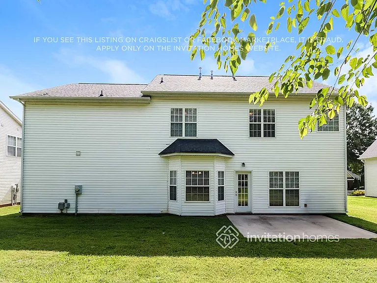 2010 Sentinel Dr — Photo 17