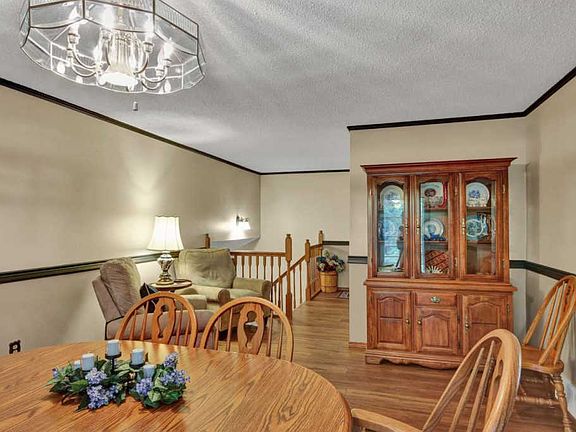4th image of 273 Mallard Cir