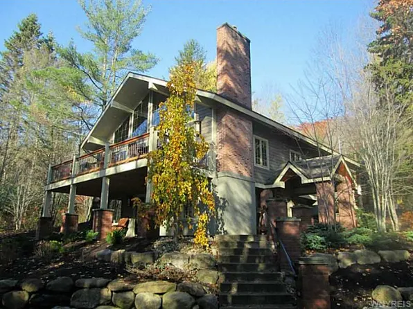 6758 Holiday Valley Rd, Ellicottville, NY 14731