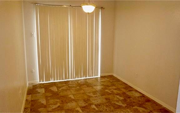 2nd image of 13146 Pebblewalk Cir N