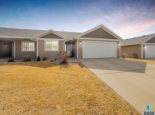 6405 W Maxwell Pl, Sioux Falls, SD 57107