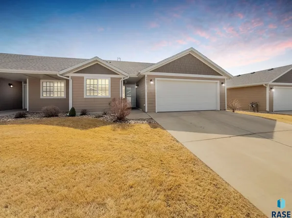 6405 W Maxwell Pl, Sioux Falls, SD 57107