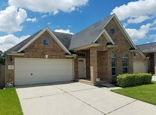 12107 Lakewood Villa Dr, Tomball, TX 77377