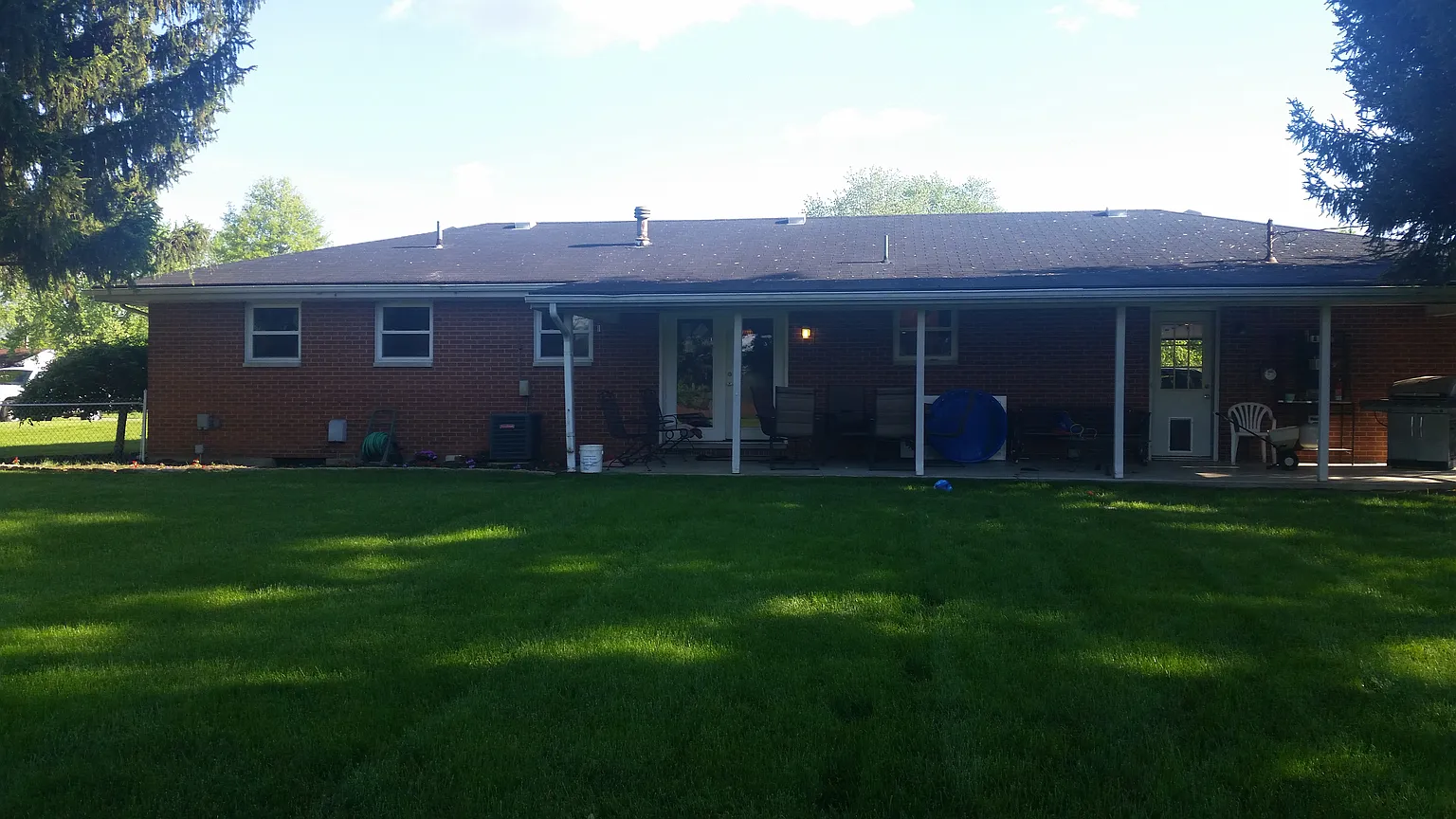 190 Oak Dr photo 1