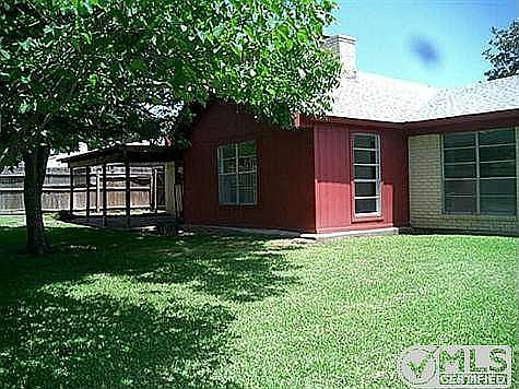 View of sun room, back porch