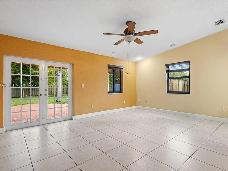 12580 SW 248th Ter — Photo 9