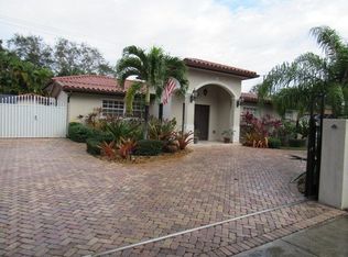 7861 NW 170th St, Hialeah, FL 33015
