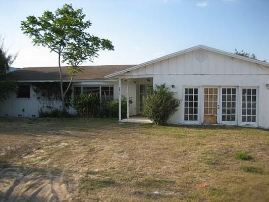 1st image of 2318 Woods Edge Cir