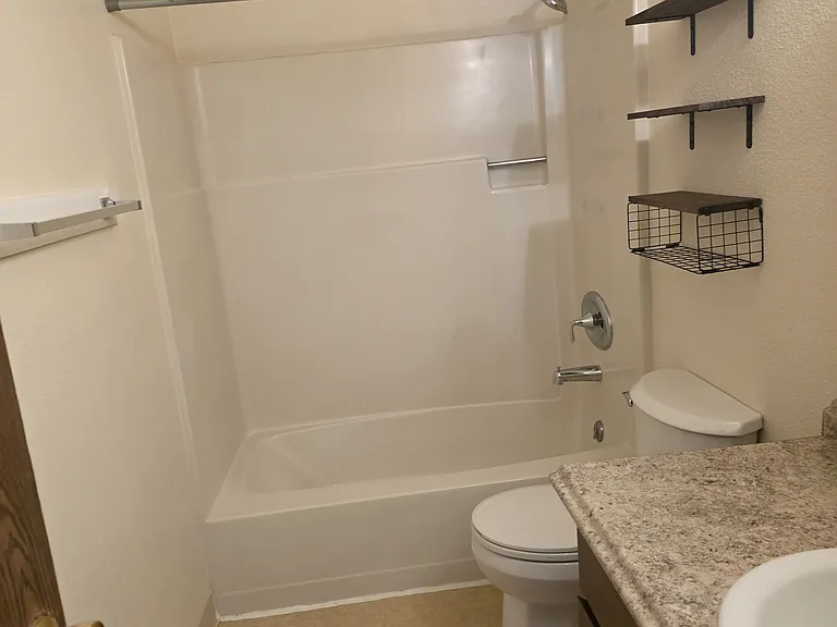 8621 N Edison St #11 — Photo 1