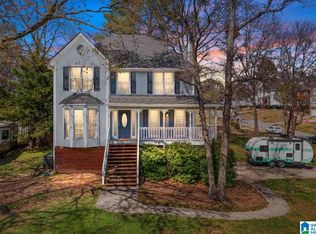 916 Falling Star Ln, Alabaster, AL 35007