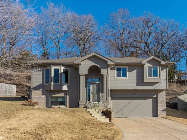 337 Skyline Dr, Council Bluffs, IA 51503
