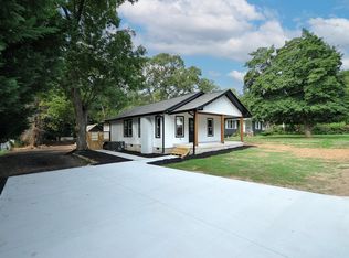 218 E Arlington Ave, Greer, SC 29651