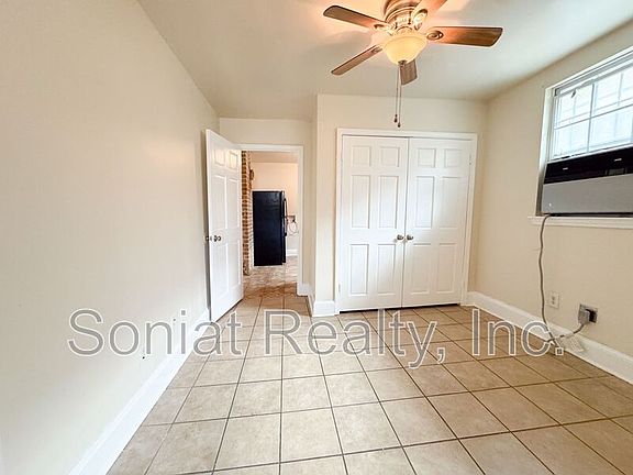 5th image of 7929 Oleander St