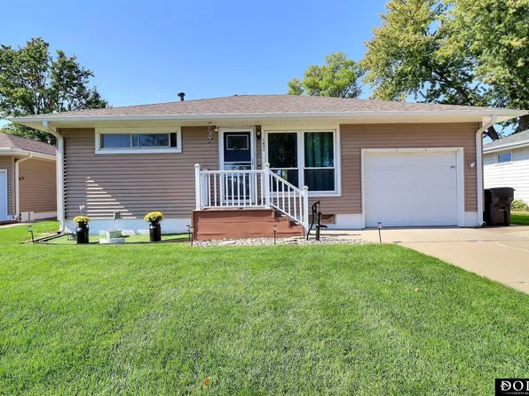 1633 N Hancock St, Fremont, NE 68025