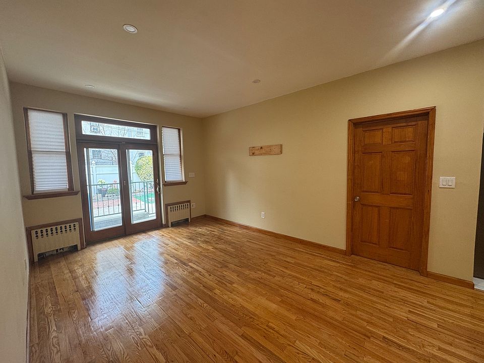 1st image of 501 Midwood St #1