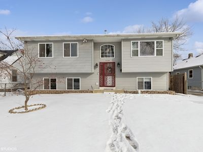 1425 Grove Ave, North Chicago, IL, 60064