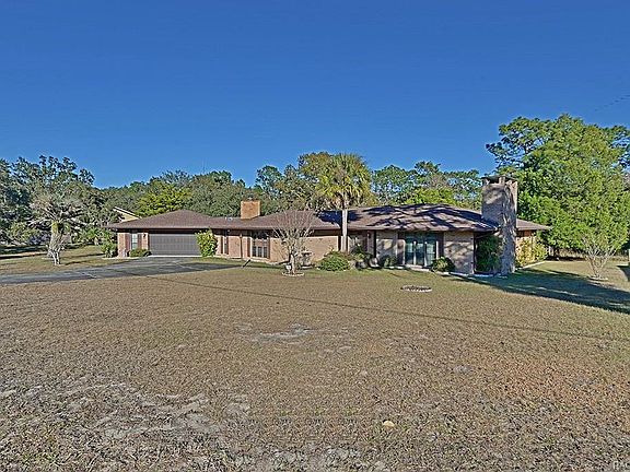 2nd image of 5511 W Pine Cir