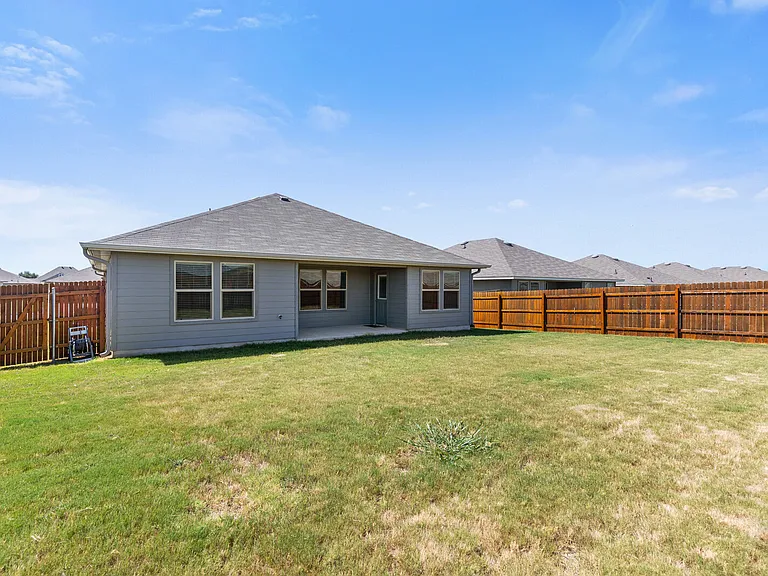 7017 Canadian Dr — Photo 13