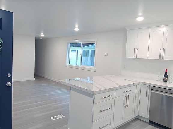 2nd image of 1316 91st Avenue SE #52