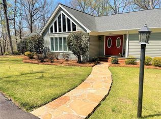 108 Seven Oaks Dr, Pendleton, SC 29670