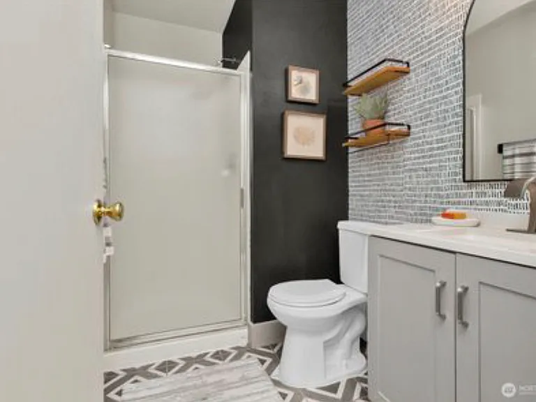5125 Chambers Creek Loop SE — Photo 4