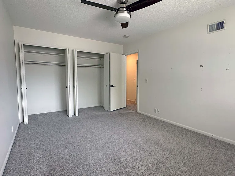9012 Pacific St — Photo 16