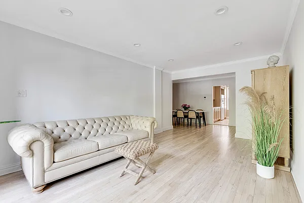 Sold by Compass | media 3